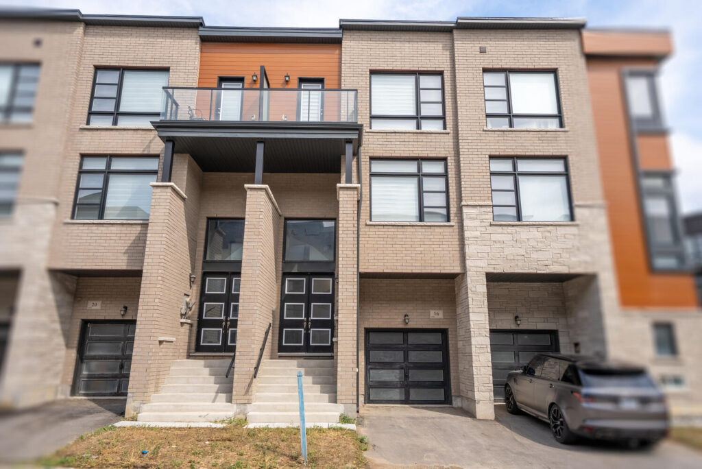 Maximizing Airbnb Income in Toronto: Tips for Property Owners